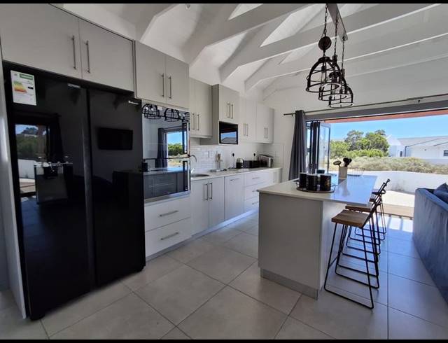 3 BEDROOM HOUSE FOR SALE IN SHELLEY POINT